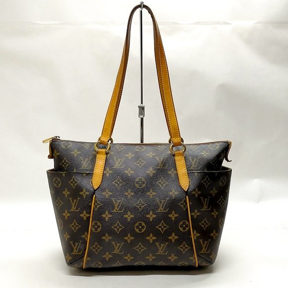 Louis Vuitton Handbags - authentic Louis Vuitton  Totally PM Browns Monogram